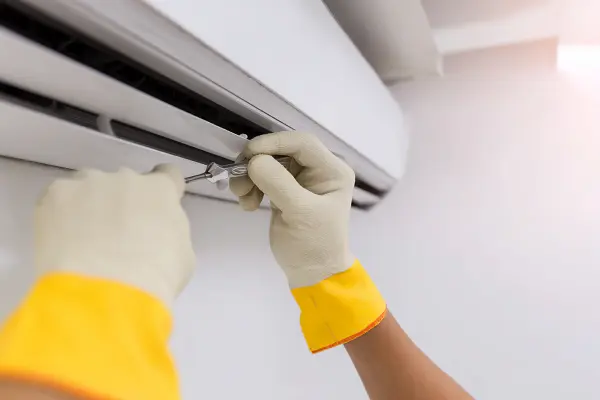 Air Conditioning Repair & Diagnostics